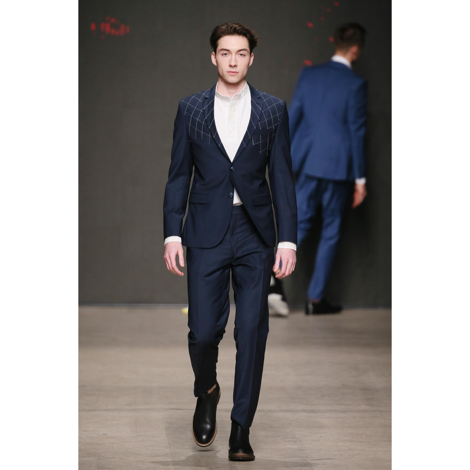 Фото 21DOT12 | The Twenty One Twelve Fall 2019 Ready-to-Wear / 21DOT12 | The Twenty One Twelve осень-зима 2019 / Неделя моды: Москва